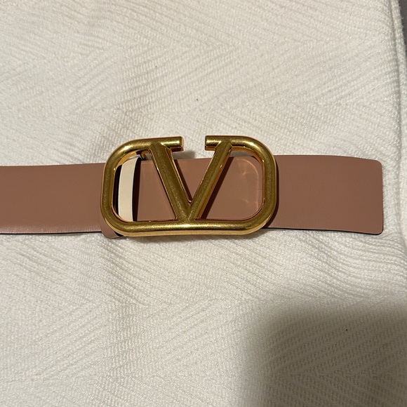 Valentino Garavani V-Logo Cream and Gold Belt size 85 (Small) - Picture 4 of 10